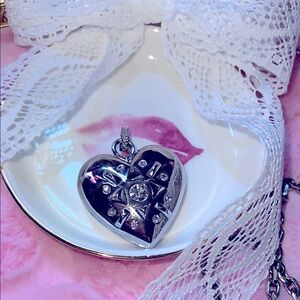 XL Puffy Juicy Couture Silver Heart Pendant 🤍🎀VINTAGE